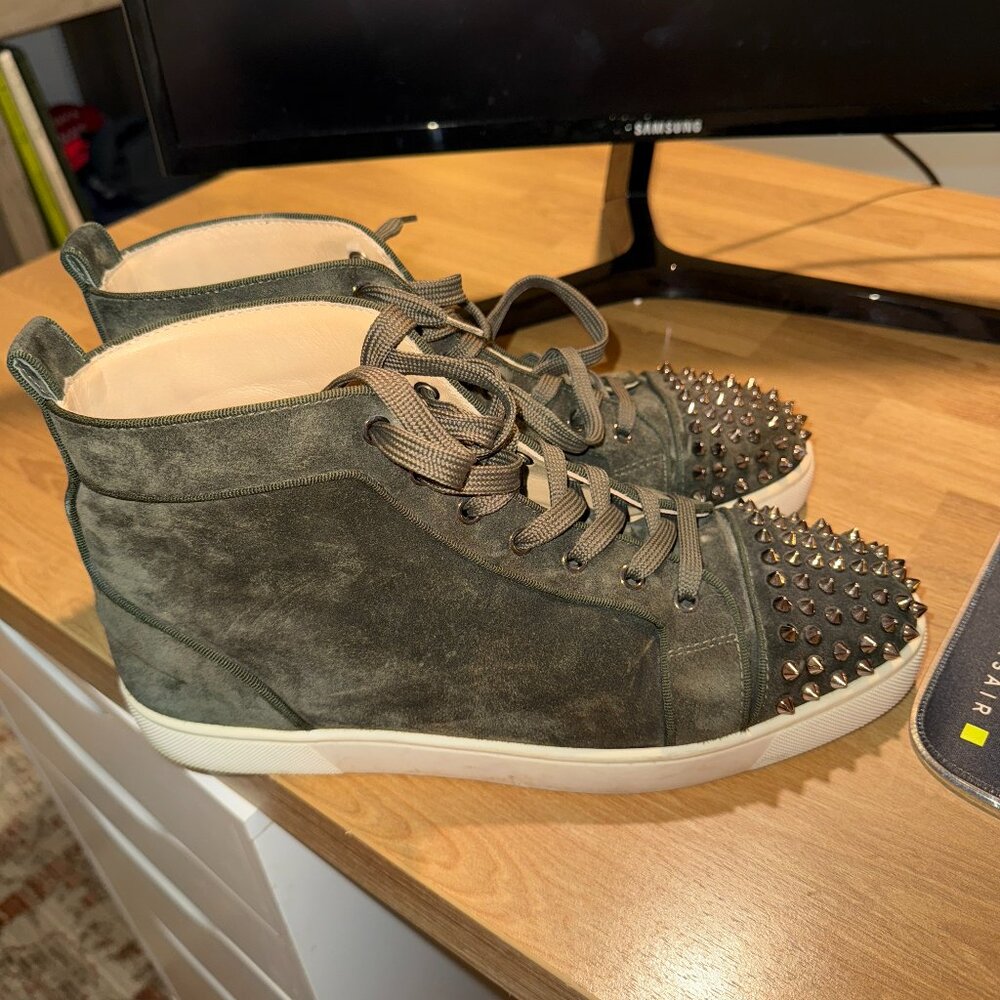 Mens Louboutin Sneakers (green suede, red bottom)